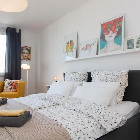 Harbour-apartment With Sea View And Parking Spot * Pula