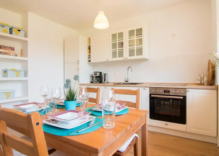 Harbour-apartment With Sea View And Parking Spot Pula